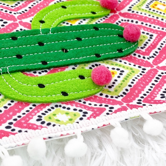 Set of 2 Pink & Green Cactus Placemats - Picture 3 of 4
